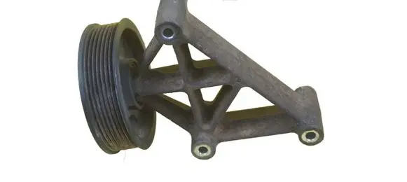 Mitsubishi Canter Engine mounting bracket 4P10