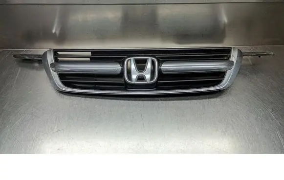 Honda CR-V Front grill 