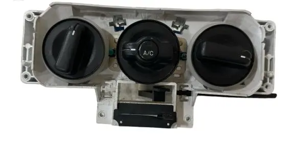 Suzuki Ignis Climate control unit
