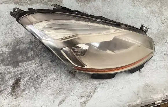 Citroen C4 Grand Picasso Headlight/headlamp