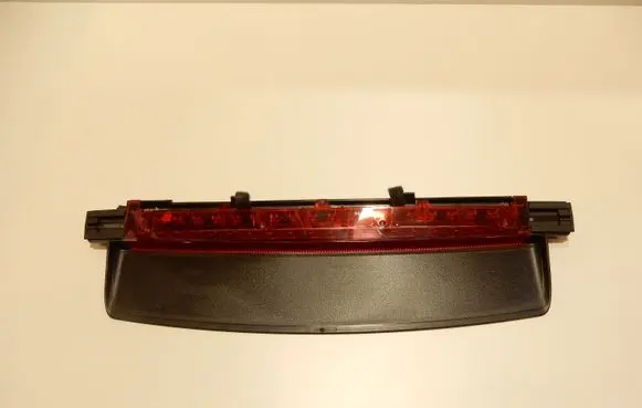 Audi A6 S6 C6 4F Third/center stoplight 4F5945097 49143