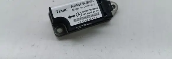 Mercedes-Benz E W210 Airbag deployment crash/impact sensor 0018205626