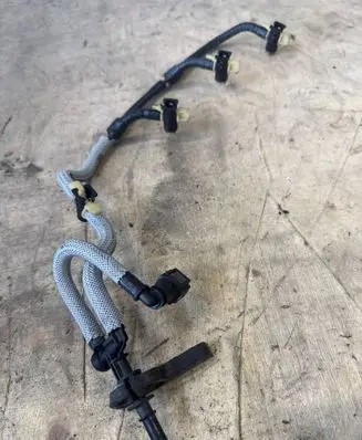 Nissan NV400 Fuel return line/hose 130C23866R
