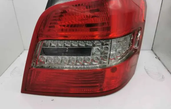 Mercedes-Benz GLK (X204) Rear/tail lights A2048202664 04502501AR A2048202664R