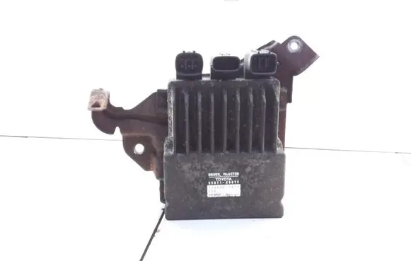 Toyota Avensis T250 Fuel injection control unit/module 8987120070 1310001371