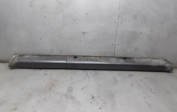 KIA Sorento Sill