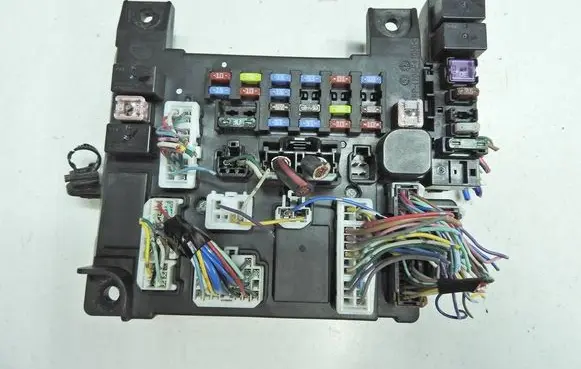 Mitsubishi ASX Fuse module 8637A644 5001058509 51945JS03