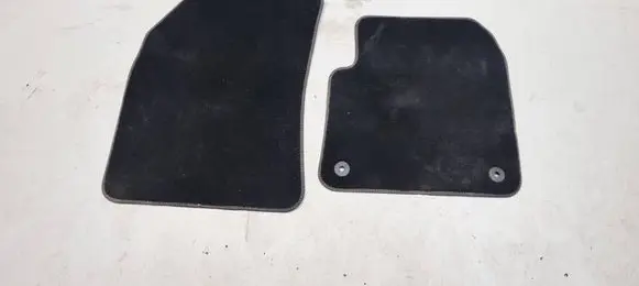 Peugeot 5008 II Front floor mat 9828147580 9828147680