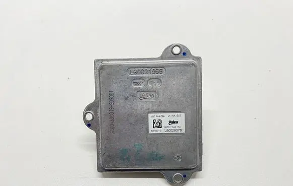 BMW X1 E84 LED ballast control module 7342174 L90028076