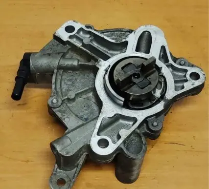 Ford Galaxy Vacuum pump 129010