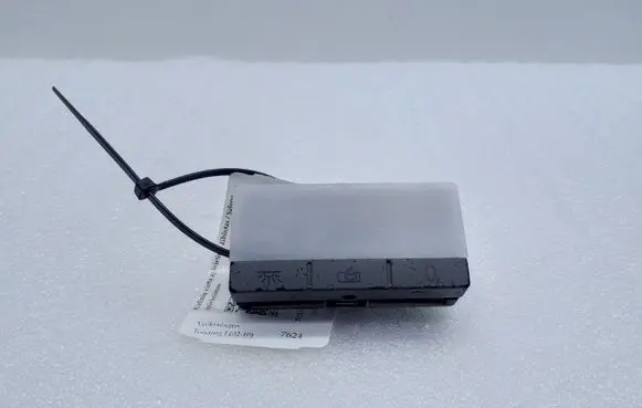 Volkswagen Touareg I Rear seat light 7L6947292B