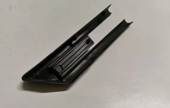 BMW 7 E65 E66 Front driver seat rail trim 7007704