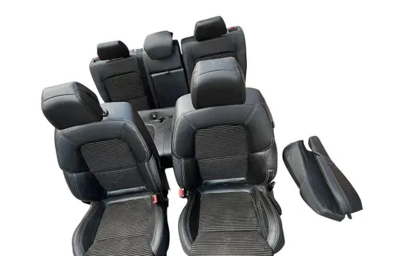 Seat set