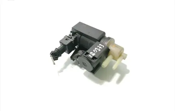 Opel Vivaro Vacuum valve 8200790180