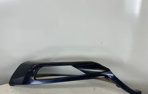 Volvo XC90 Front bumper splitter molding 31383800