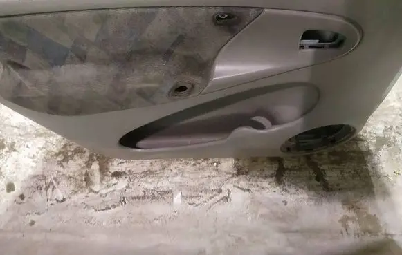 Front door card panel trim