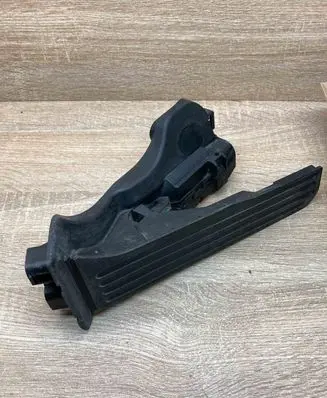 Audi A3 S3 8P Accelerator throttle pedal 1K1723503L 6PV008600