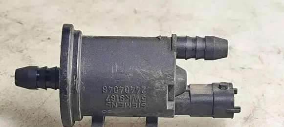 Vacuum valve