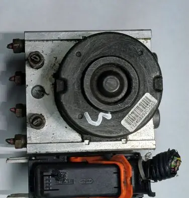 Suzuki Swift I ABS Pump 62J0 06210905683 06210203854