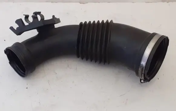 Audi A5 8T 8F Air intake hose/pipe 059129627L