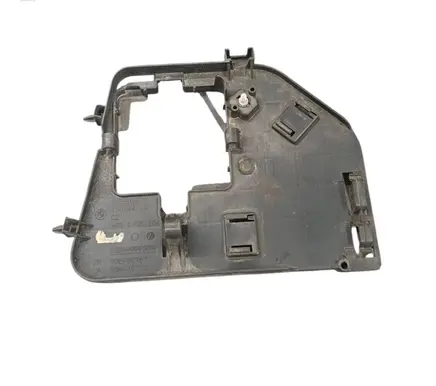 BMW 5 F10 F11 Other engine bay part 7590620 15054410 30E00767