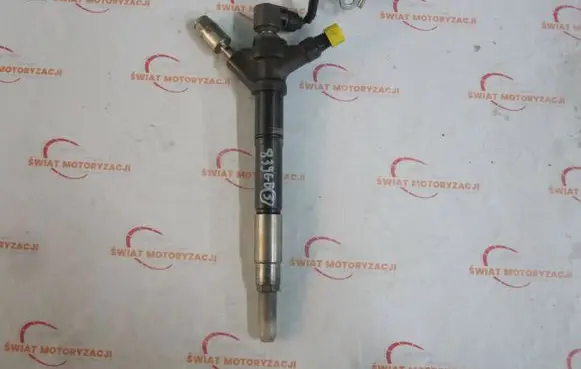 Lexus IS 220D-250-350 Fuel injector 23670-26011