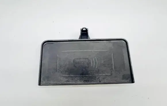 BMW 5 G30 G31 G38 Wireless charging module 13399710 4774A18900