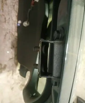 Toyota Auris 150 Tailgate/trunk/boot hinge