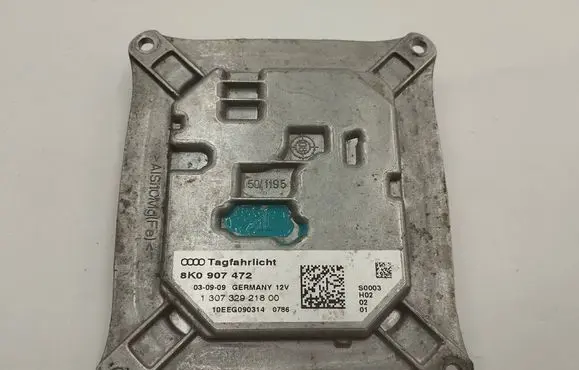 Audi A4 S4 B8 8K Headlight ballast module Xenon 8K0907472 130732921800 10EEG090314