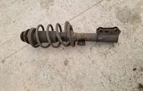 Hyundai i20 (GB IB) Front shock absorber with coil spring