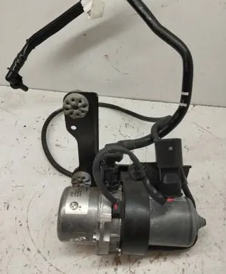 BMW 5 G30 G31 G38 Vacuum pump 6880628 86422826
