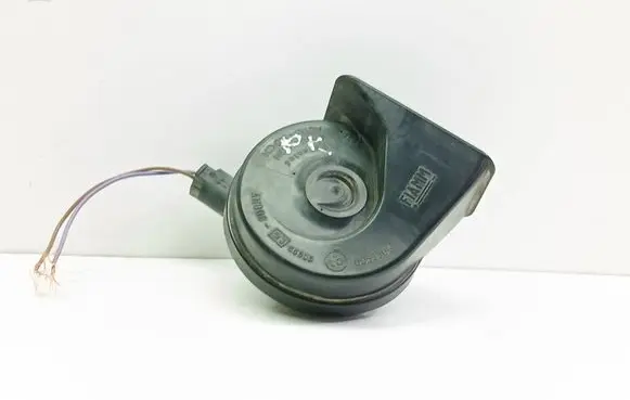 BMW 3 E46 Horn signal E30055306
