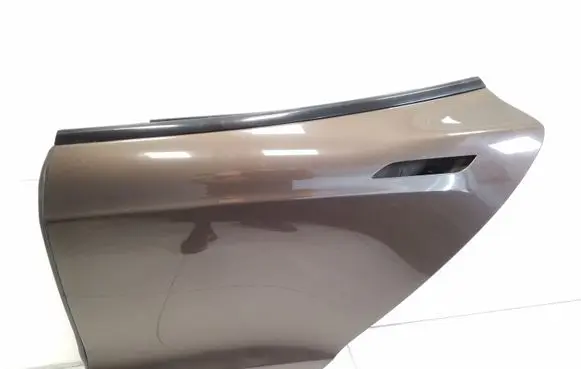 Tesla Model S Rear door