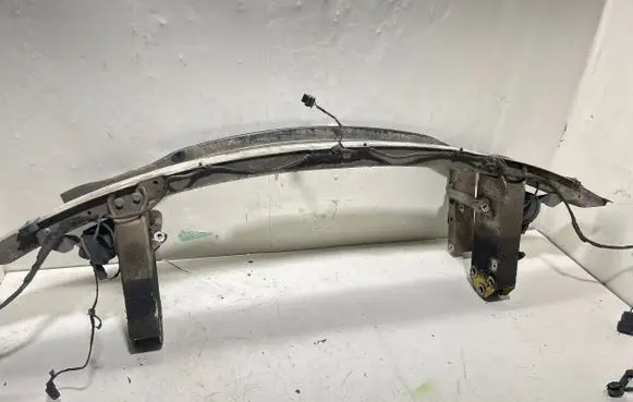 BMW 7 F01 F02 F03 F04 Front bumper cross member