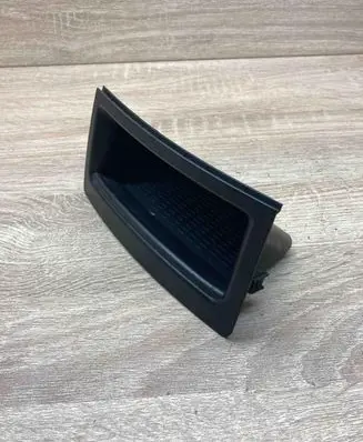 BMW 5 E60 E61 Glove box 7059956 CONSOLEREARPLASTIC