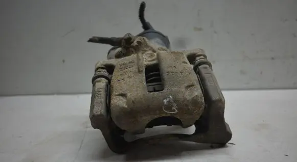Volkswagen Tiguan Rear brake caliper 5079H