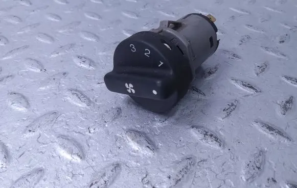 Ford Scorpio Interior fan control switch 85GG18514AA 6125061 85GG-18514-AA