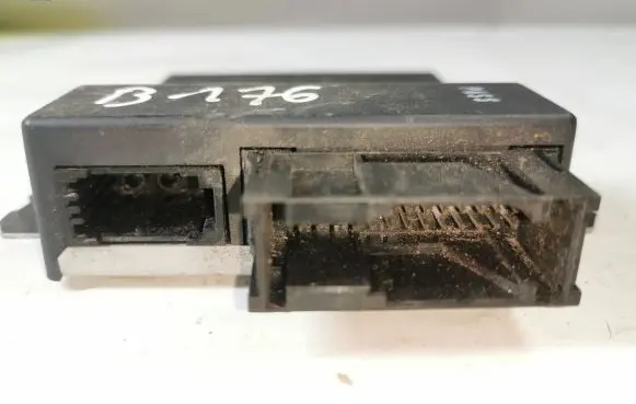 Audi A6 S6 C6 4F Gateway control module 4F0907468D 4F0910468A
