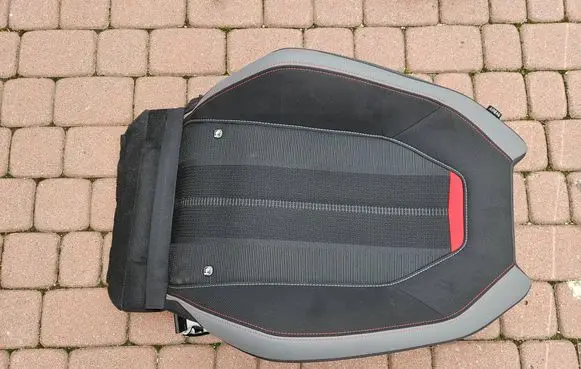 Opel Mokka B Front door seat control surround trim 9834514280