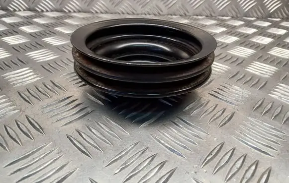 Mitsubishi Pajero Water pump pulley 