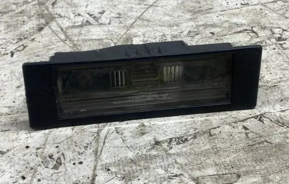 Alfa Romeo 156 Number plate light 04613010