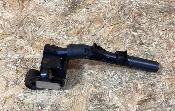 Mercedes-Benz C W205 High voltage ignition coil A2769067900 a2761590542