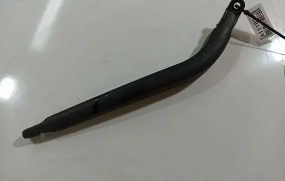 Mitsubishi Colt Rear wiper blade arm 
