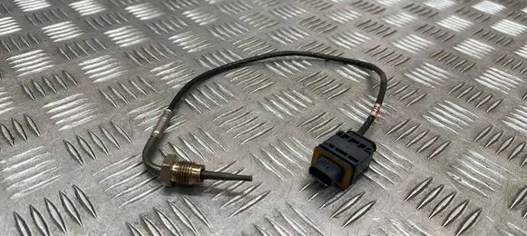 Audi A3 8Y Exhaust gas temperature sensor 05E919529E