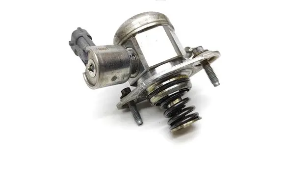 Ford Mustang VI Fuel injection high pressure pump EJ7E9D376CA 6005359746 0261520247