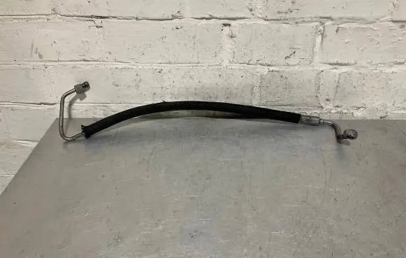 Power steering hose/pipe/line