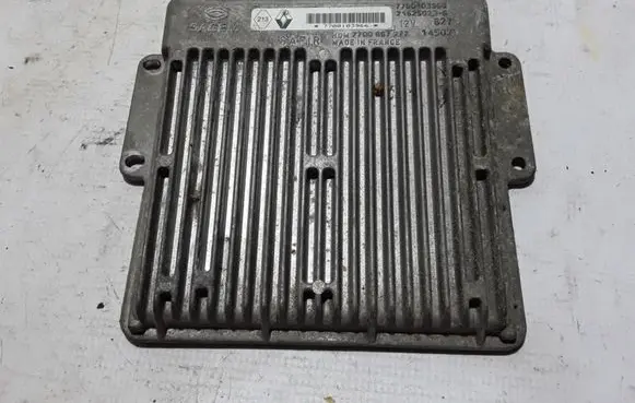 Renault Twingo I Engine control unit/module 7700103966