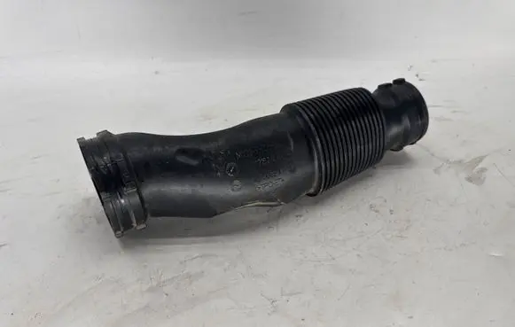 Jaguar XE Air intake duct part HX739H715AA 0121526A 4015683A