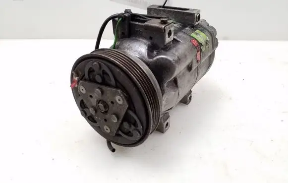 Audi A4 S4 B5 8D Air conditioning (A/C) compressor (pump) DKW17D