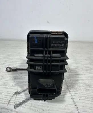 Mercedes-Benz E W213 Turbine electric control actuator 8268020023 6NW01193402
